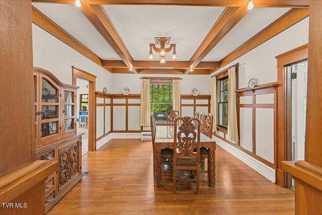 834 West Locust Street, Johnson City, TN 37604
