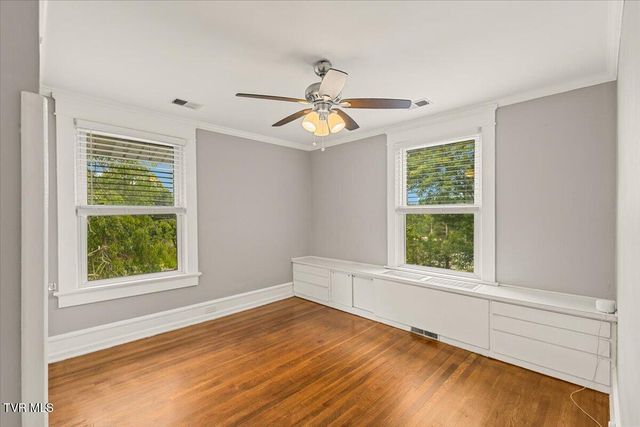 834 West Locust Street, Johnson City, TN 37604