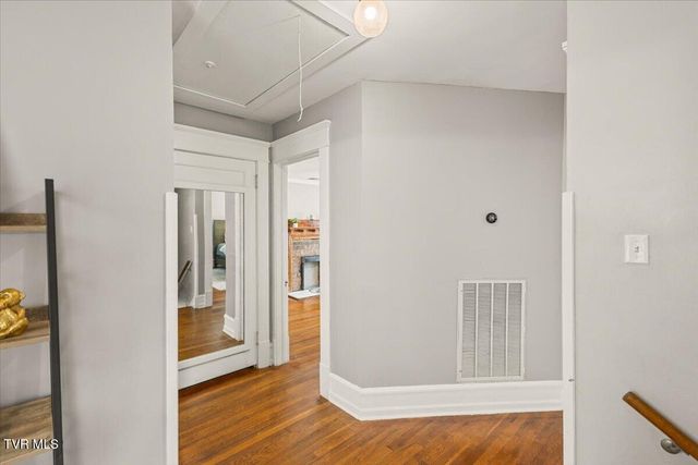 834 West Locust Street, Johnson City, TN 37604