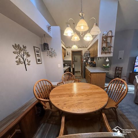 1545 Harbour Boulevard, Trenton, MI 48183
