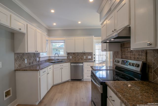 7629 Stony Brook Dr, Corpus Christi, TX 78413