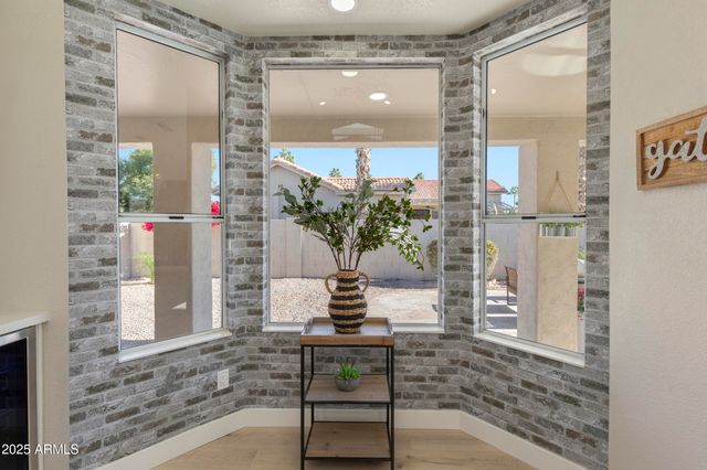 25843 S EASTLAKE Drive, Sun Lakes, AZ 85248