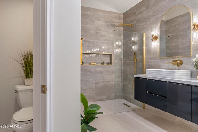 25843 S EASTLAKE Drive, Sun Lakes, AZ 85248