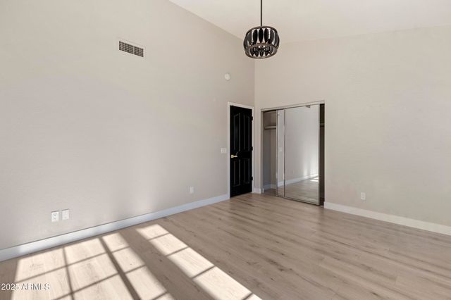 25843 S EASTLAKE Drive, Sun Lakes, AZ 85248