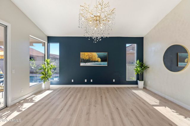 25843 S EASTLAKE Drive, Sun Lakes, AZ 85248