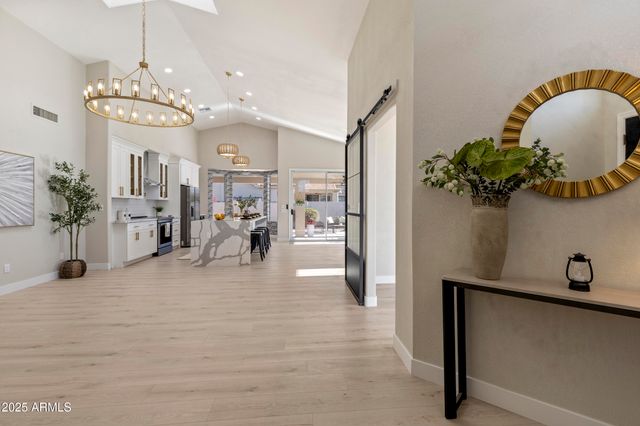 25843 S EASTLAKE Drive, Sun Lakes, AZ 85248