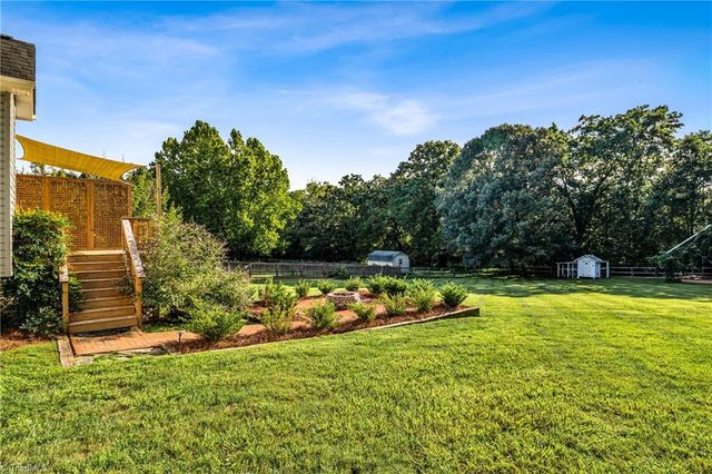 7021 Bronco Lane, Summerfield, NC 27358