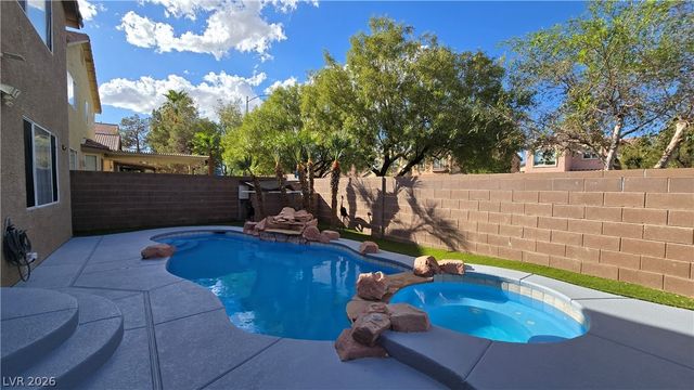 9860 Ridge Hill Avenue, Las Vegas, NV 89147