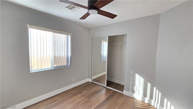 9860 Ridge Hill Avenue, Las Vegas, NV 89147