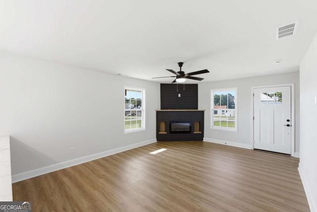 257 Marsh Glen Drive, Jonesboro, GA 30238