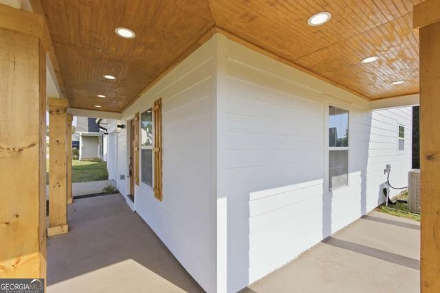 257 Marsh Glen Drive, Jonesboro, GA 30238