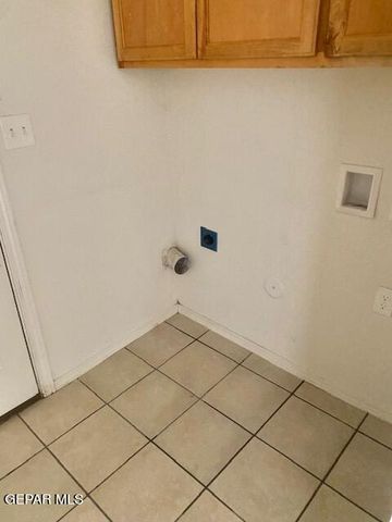 2631 Idalia Avenue A, El Paso, TX 79930