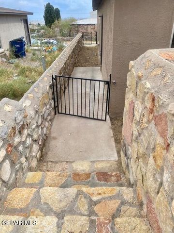 2631 Idalia Avenue A, El Paso, TX 79930