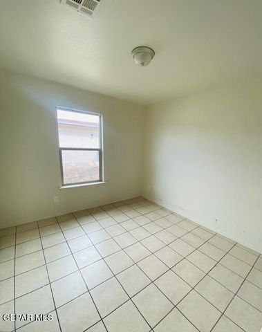 2631 Idalia Avenue A, El Paso, TX 79930