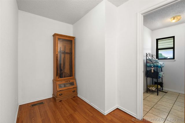 10865 E 258th Street S, Porum, OK 74455