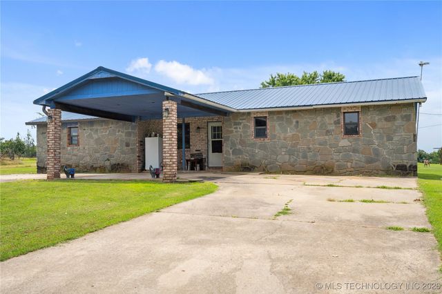 10865 E 258th Street S, Porum, OK 74455
