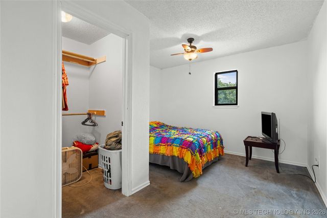 10865 E 258th Street S, Porum, OK 74455