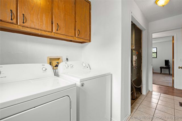 10865 E 258th Street S, Porum, OK 74455