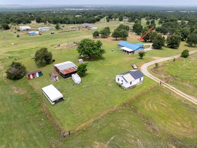 10865 E 258th Street S, Porum, OK 74455