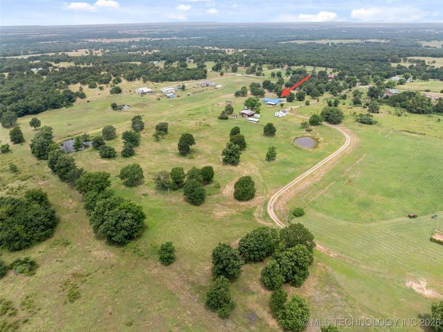 10865 E 258th Street S, Porum, OK 74455