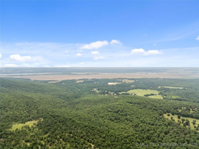 10865 E 258th Street S, Porum, OK 74455