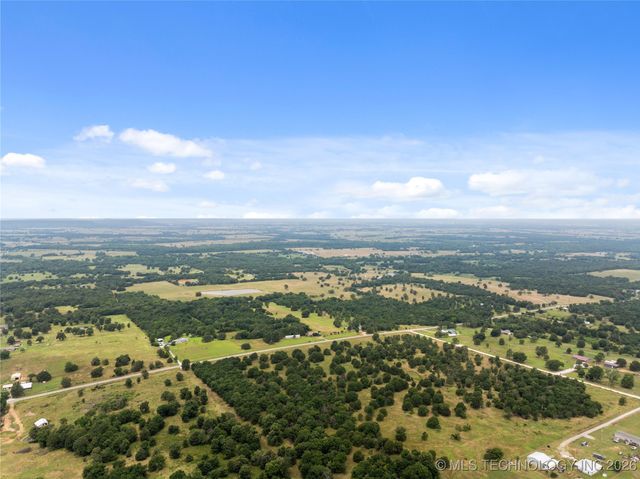 10865 E 258th Street S, Porum, OK 74455