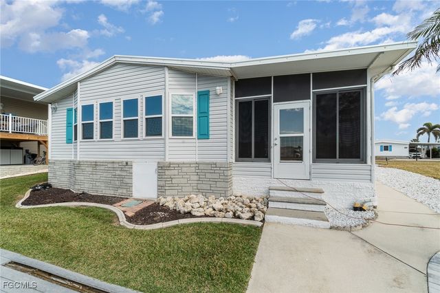 17890 Peppard DR, Fort Myers Beach, FL 33931