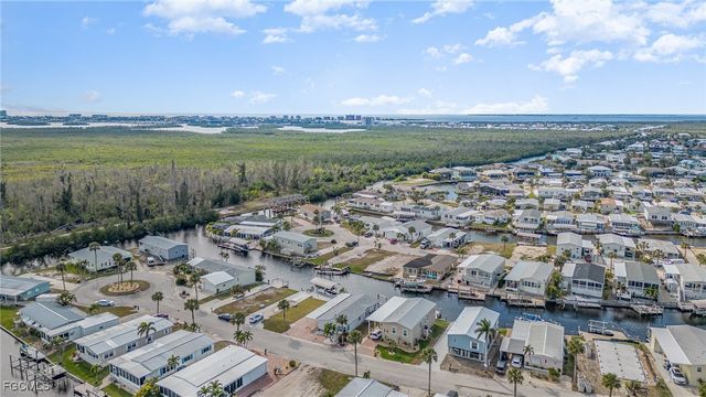 17890 Peppard DR, Fort Myers Beach, FL 33931