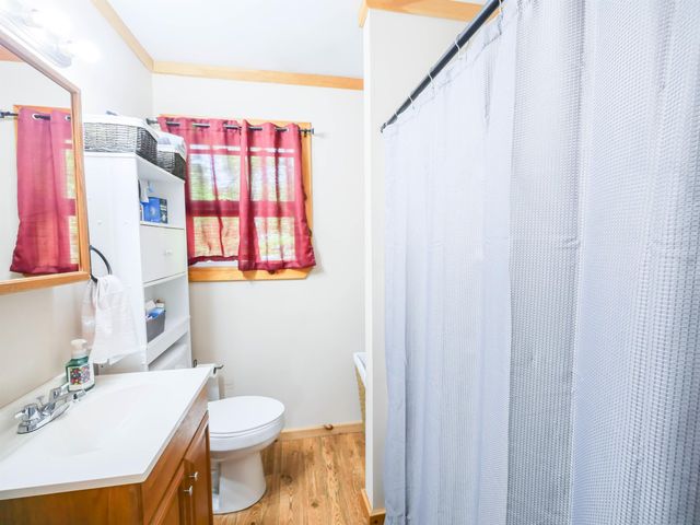 20 Perch Pond Road, Benson, VT 05743