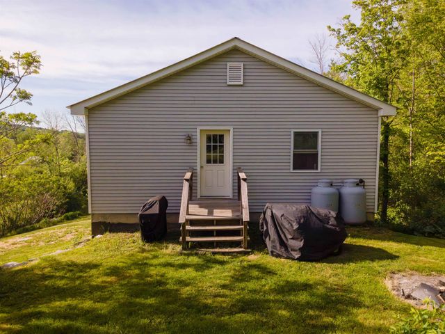 20 Perch Pond Road, Benson, VT 05743