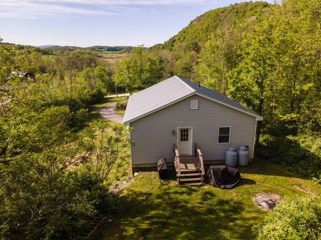 20 Perch Pond Road, Benson, VT 05743