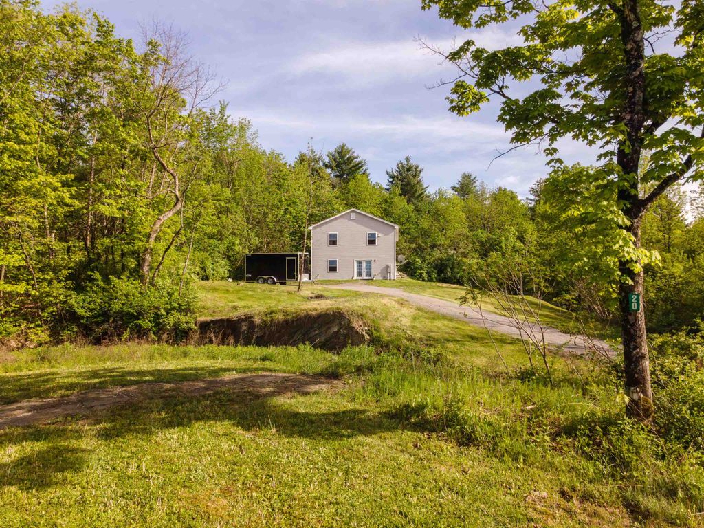 20 Perch Pond Road, Benson, VT 05743