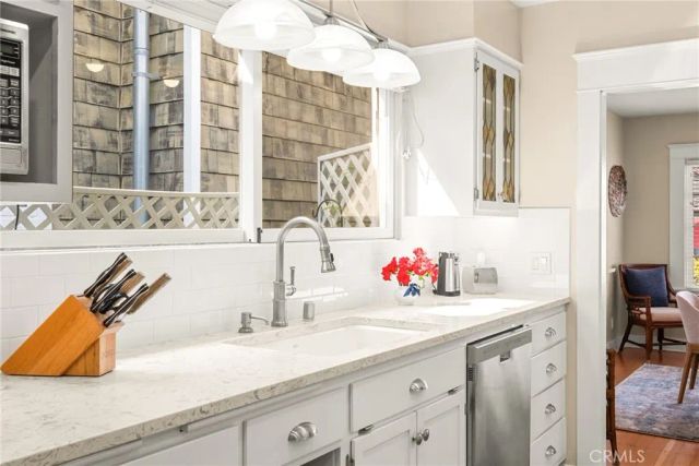 36 19th Street, Hermosa Beach, CA 90254