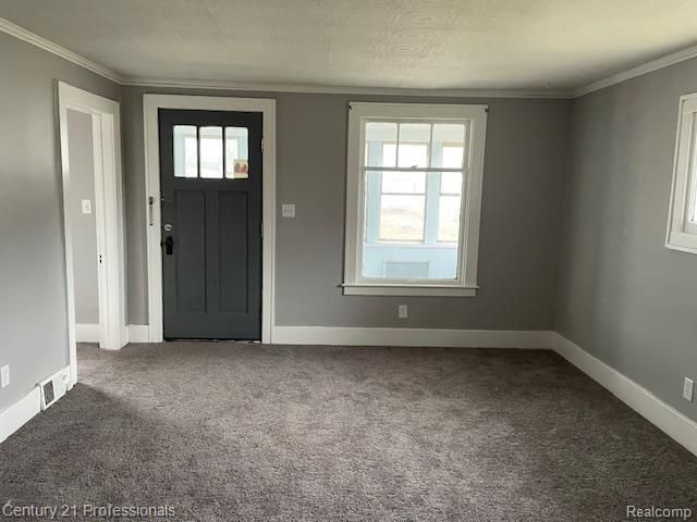 2135 Jarvis Avenue, Warren, MI 48091