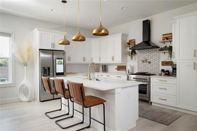 4919 N NEBRASKA AVENUE, Tampa, FL 33603