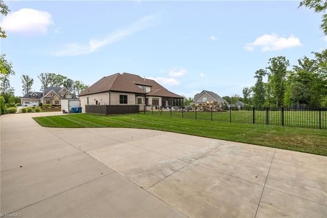 5503 Briardenn Court, Summerfield, NC 27358