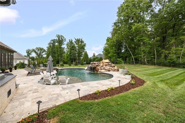 5503 Briardenn Court, Summerfield, NC 27358
