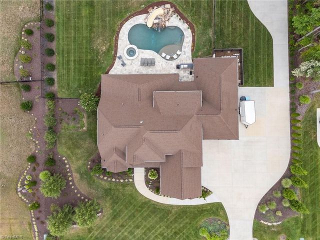 5503 Briardenn Court, Summerfield, NC 27358
