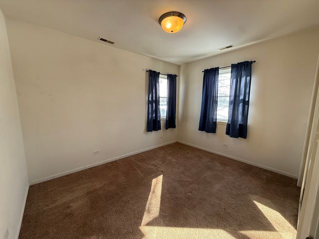 719 Surrey Drive, Streamwood, IL 60107