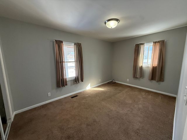 719 Surrey Drive, Streamwood, IL 60107