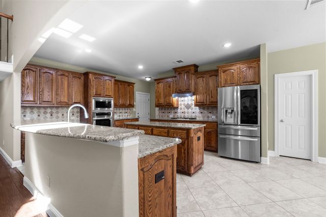 5200 Townsend Drive, Flower Mound, TX 75028