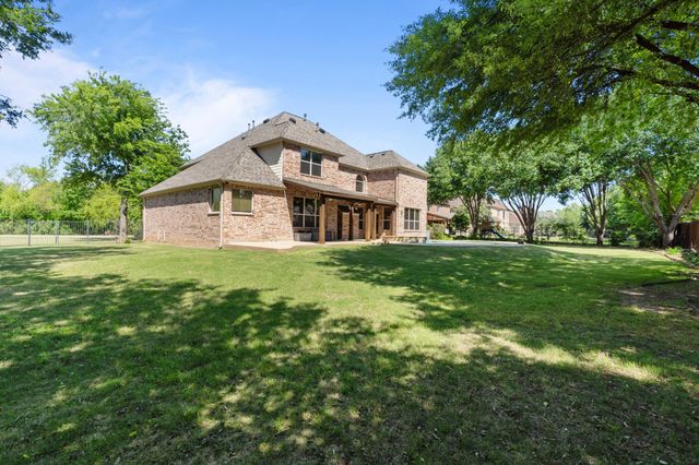 5200 Townsend Drive, Flower Mound, TX 75028