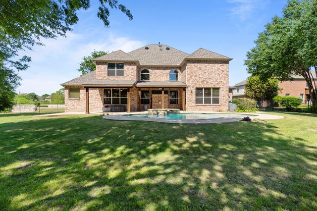 5200 Townsend Drive, Flower Mound, TX 75028
