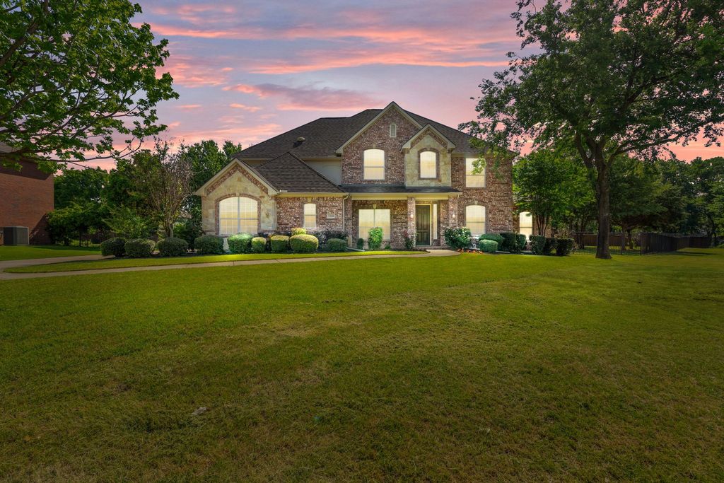5200 Townsend Drive, Flower Mound, TX 75028