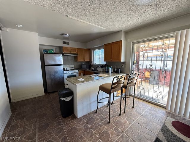 973 Westminster Avenue, Las Vegas, NV 89119