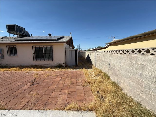 973 Westminster Avenue, Las Vegas, NV 89119