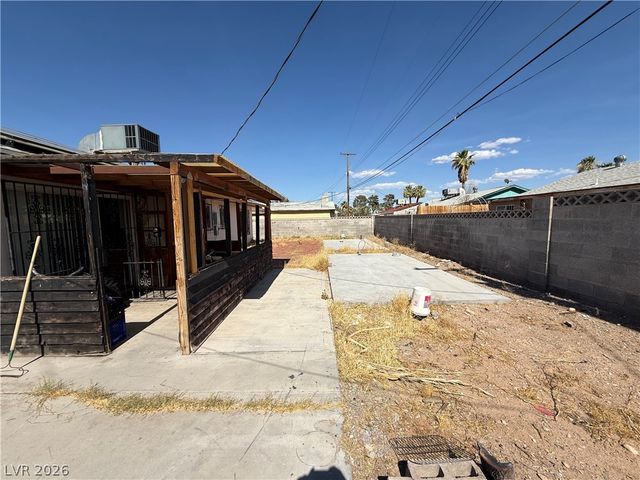 973 Westminster Avenue, Las Vegas, NV 89119