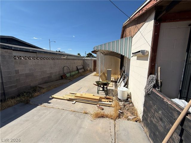 973 Westminster Avenue, Las Vegas, NV 89119