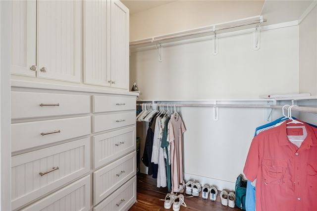 15 Old Cottage Beach Dr, Rockport, TX 78382