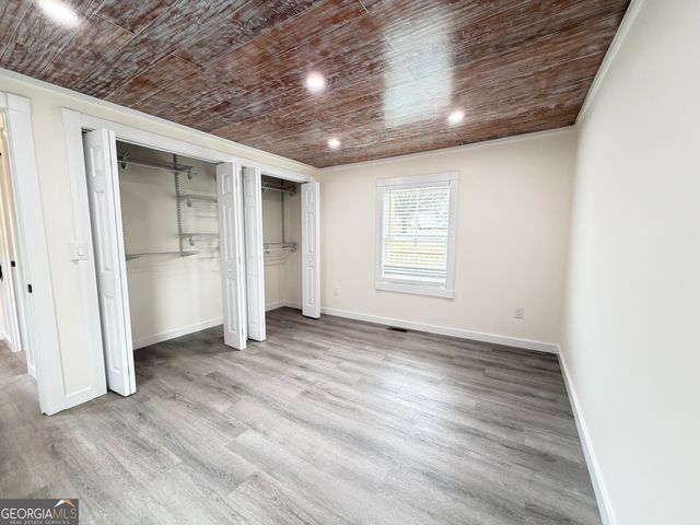 682 Lakeside Circle, Cornelia, GA 30531